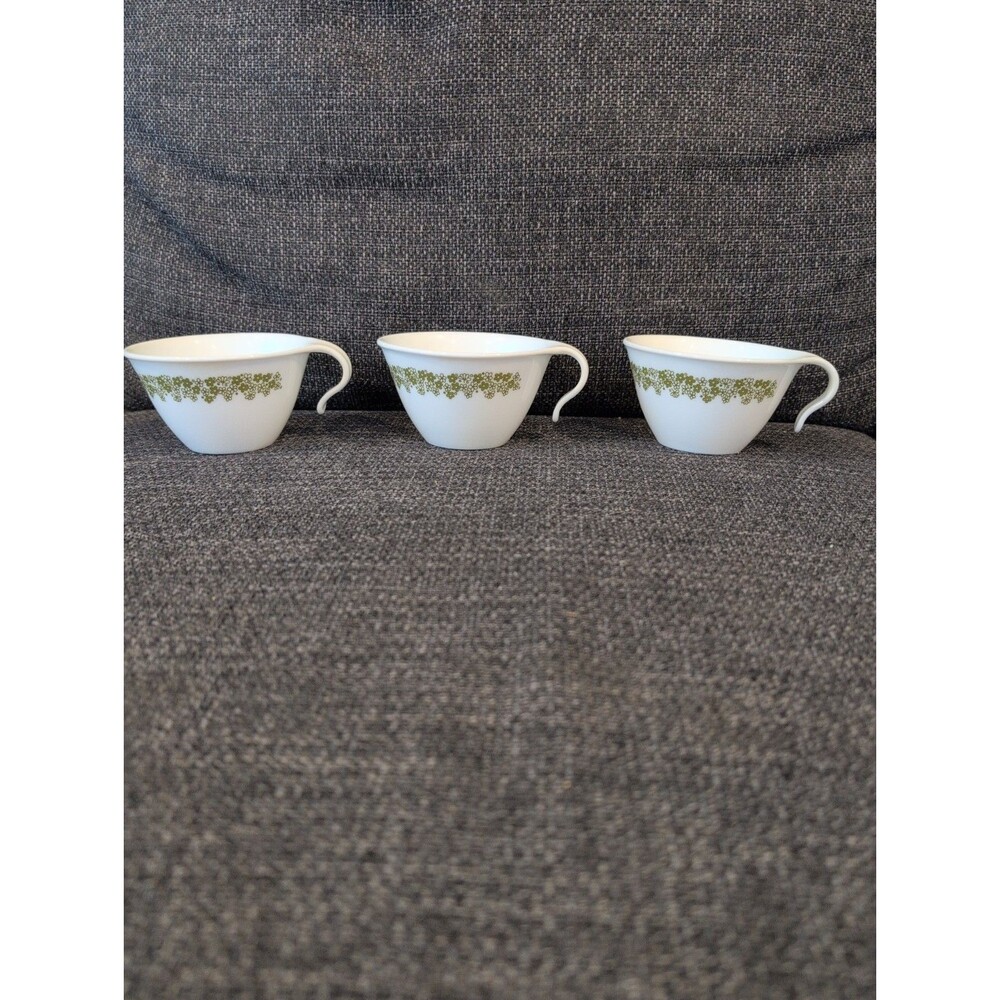 Vintage Corelle Corning Spring Blossom Green Crazy Daisy 3 Teacups Hook Handle